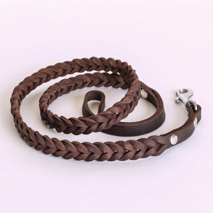 Cloud7: Central Park Saddle Brown Leather Dog Leash [End of Season Sale]