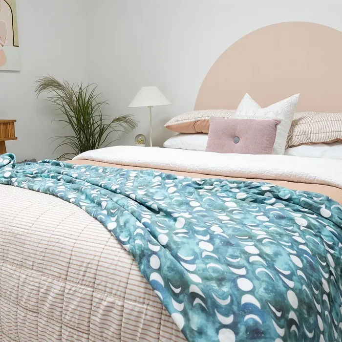 Transformative Teal Moon Single Blanket